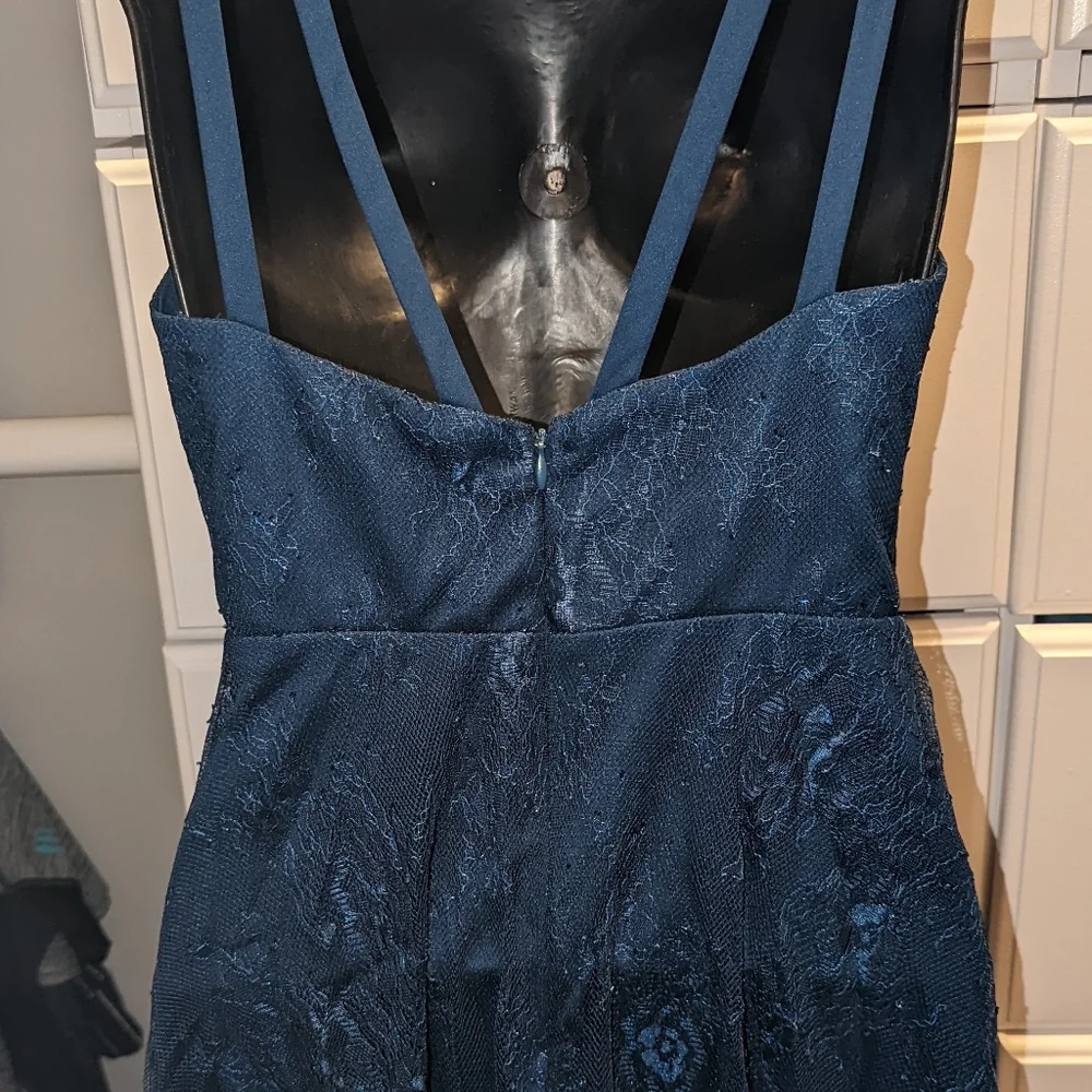 Blue lace top - Picture 2 of 2